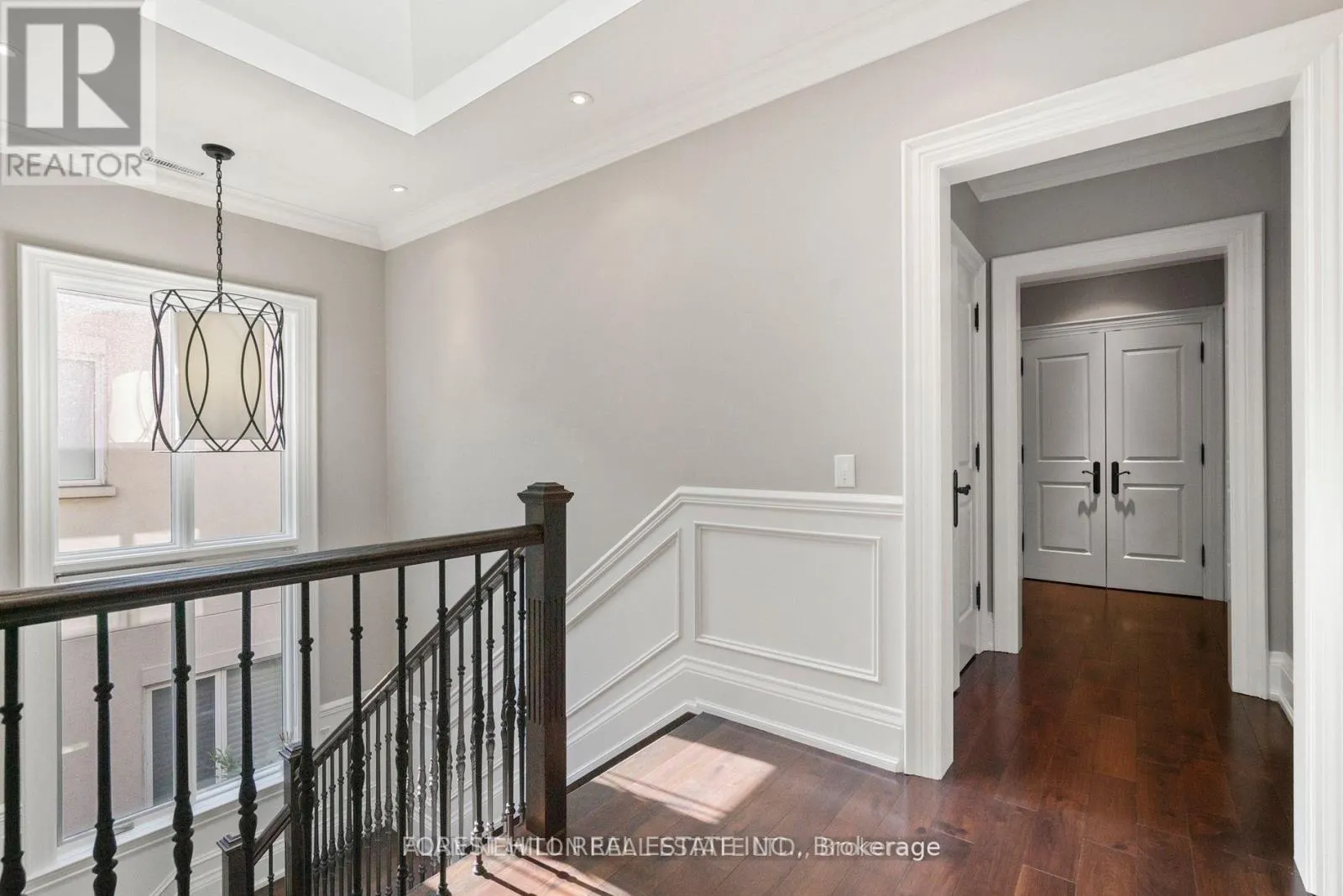 669 BEDFORD PARK AVENUE