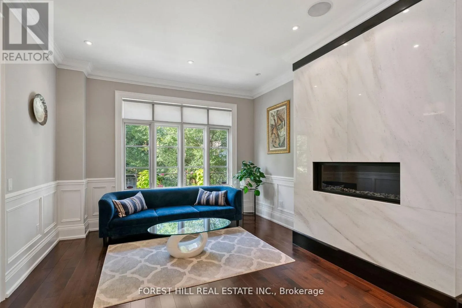669 BEDFORD PARK AVENUE