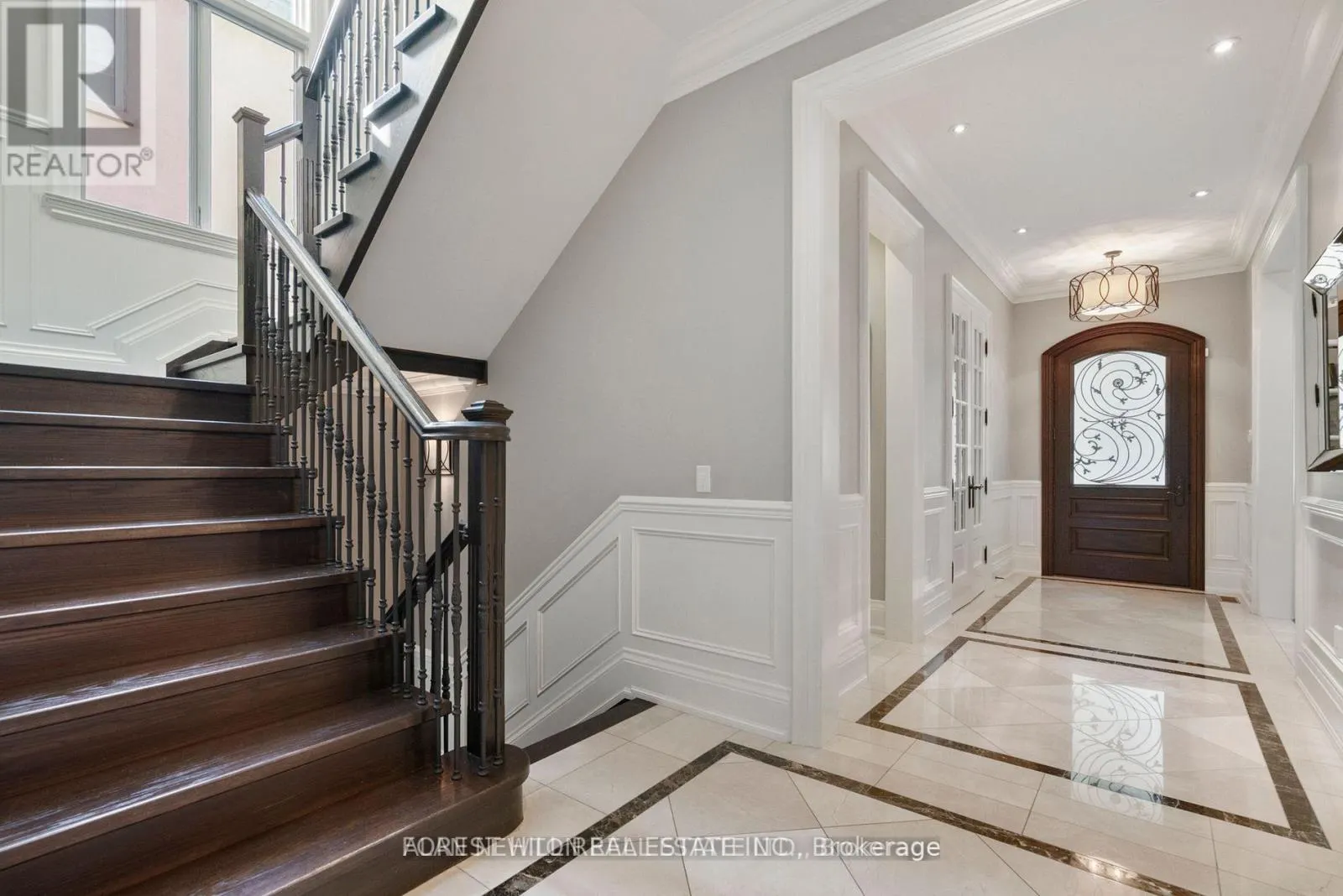 669 BEDFORD PARK AVENUE