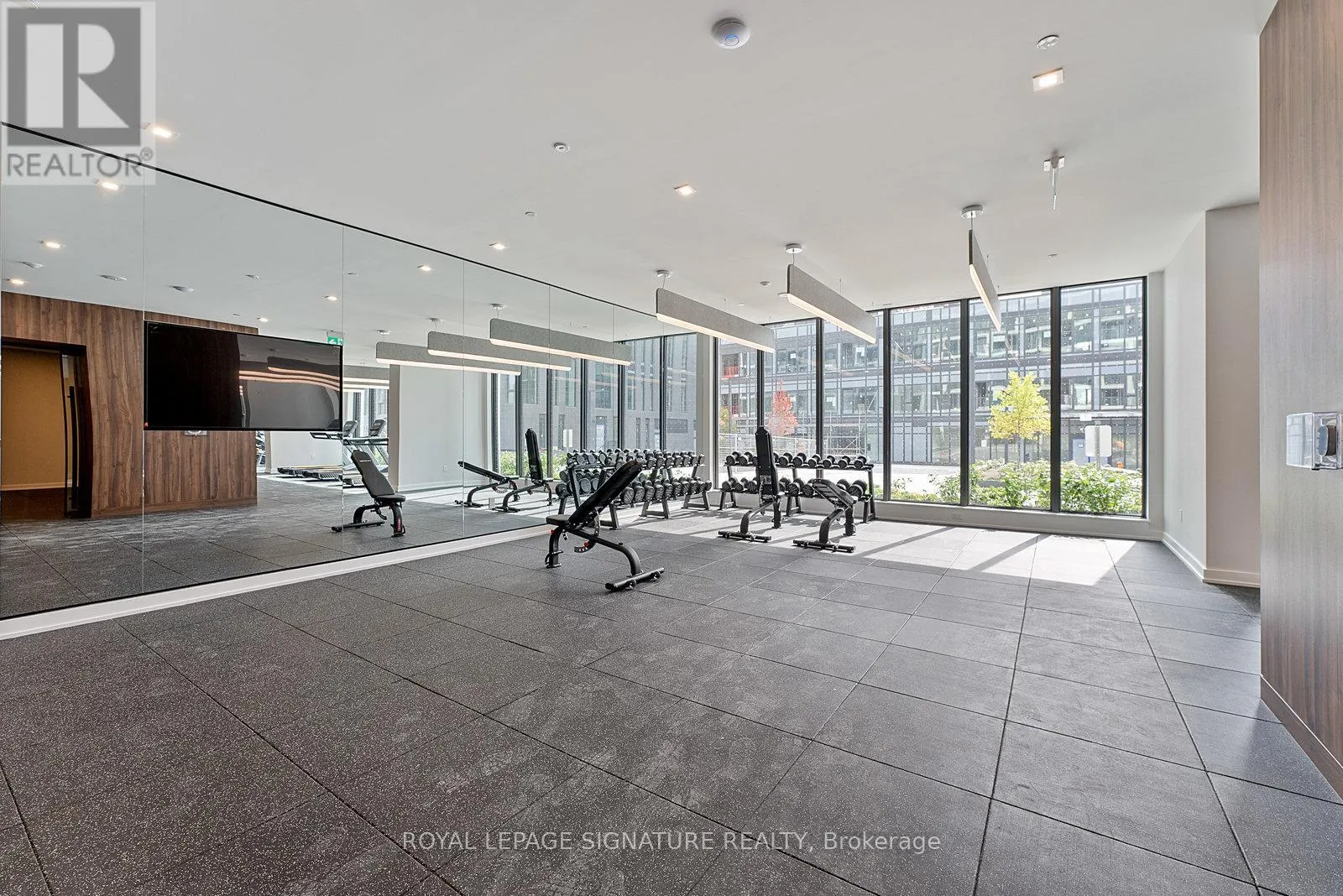 412 - 1 KYLE LOWRY ROAD