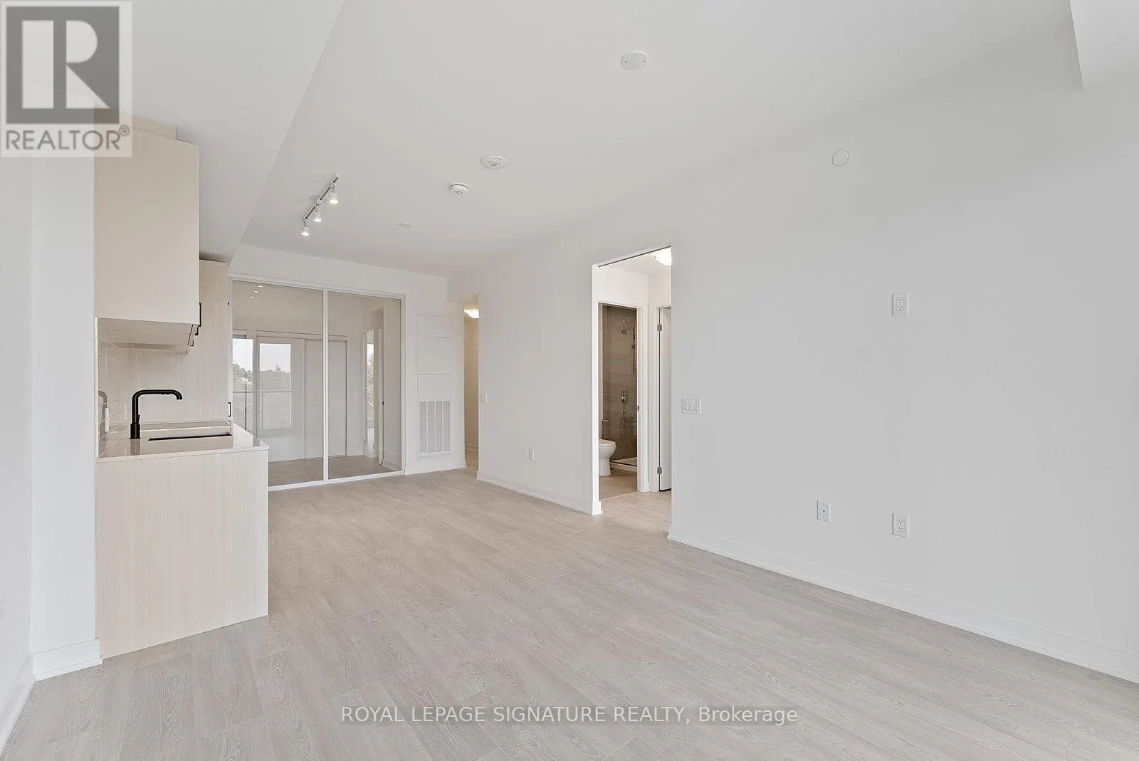 412 - 1 KYLE LOWRY ROAD