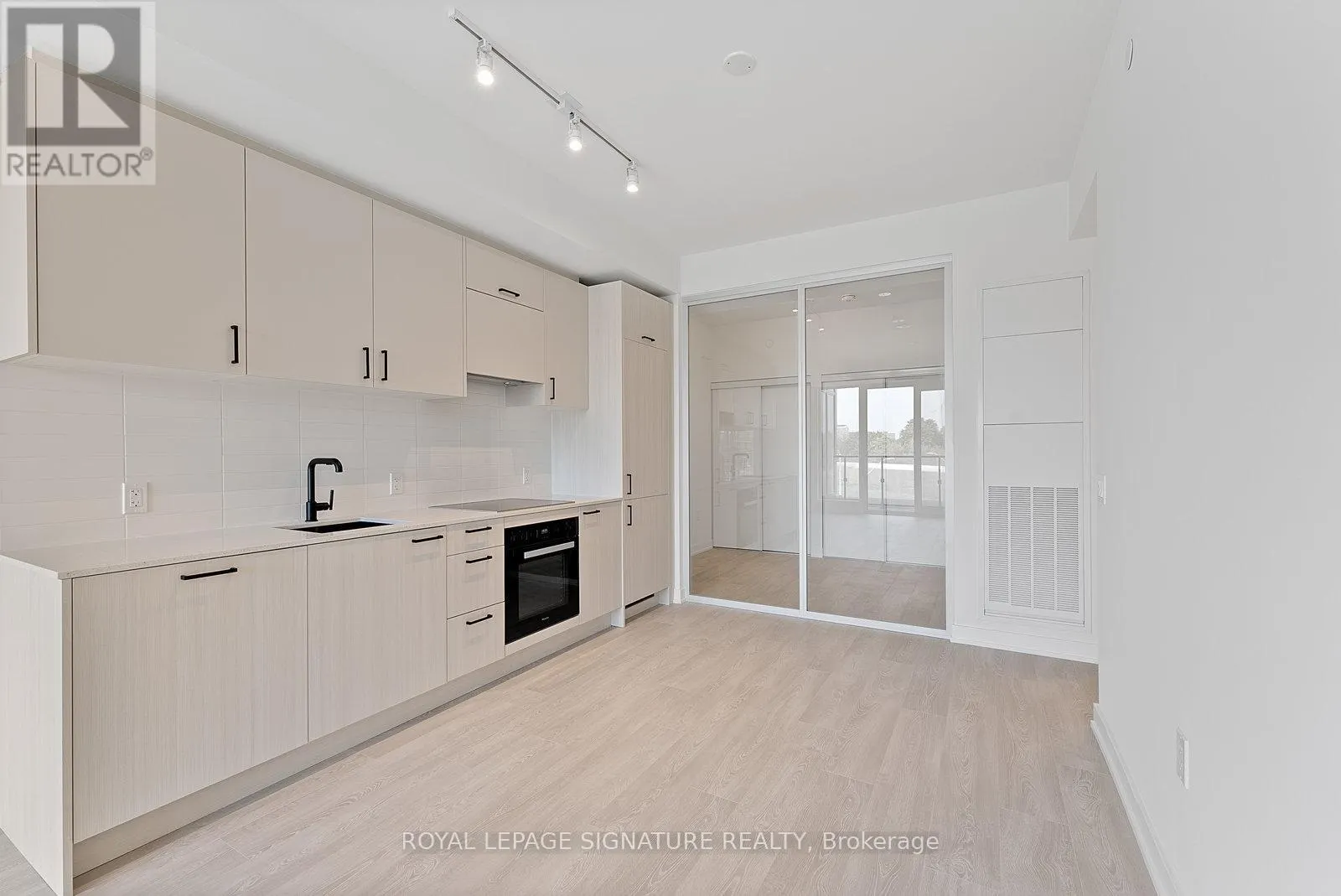 412 - 1 KYLE LOWRY ROAD