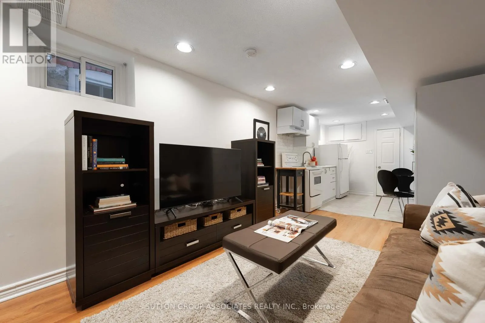 138A CEDRIC AVENUE