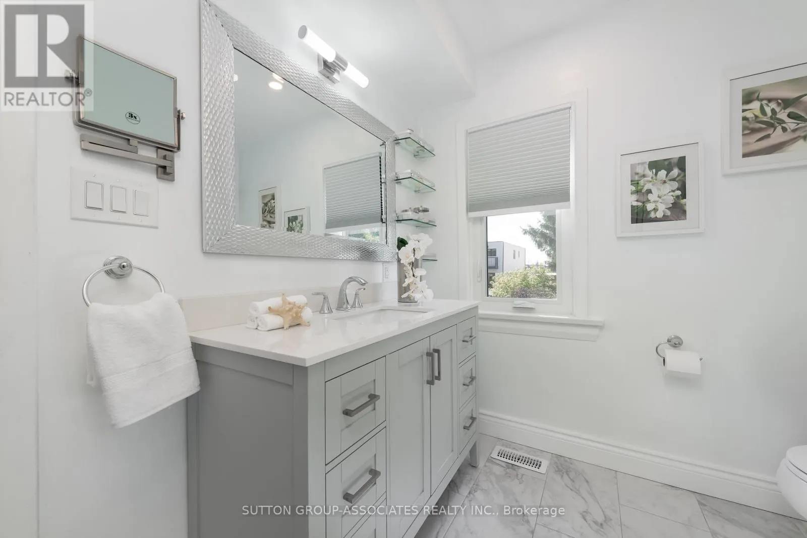 138A CEDRIC AVENUE