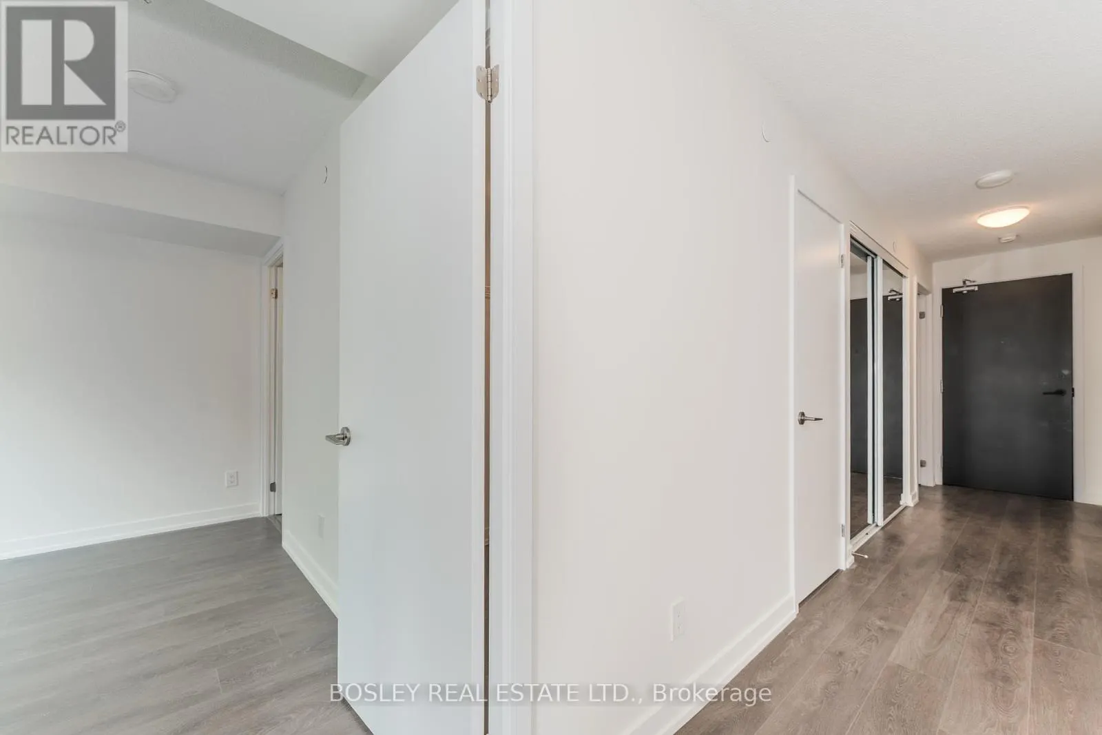 1006 - 125 REDPATH AVENUE