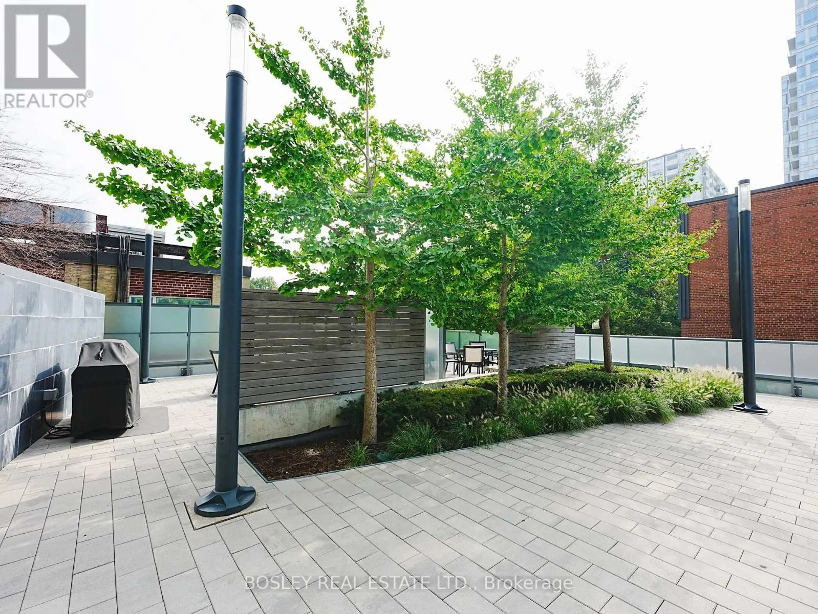 1006 - 125 REDPATH AVENUE