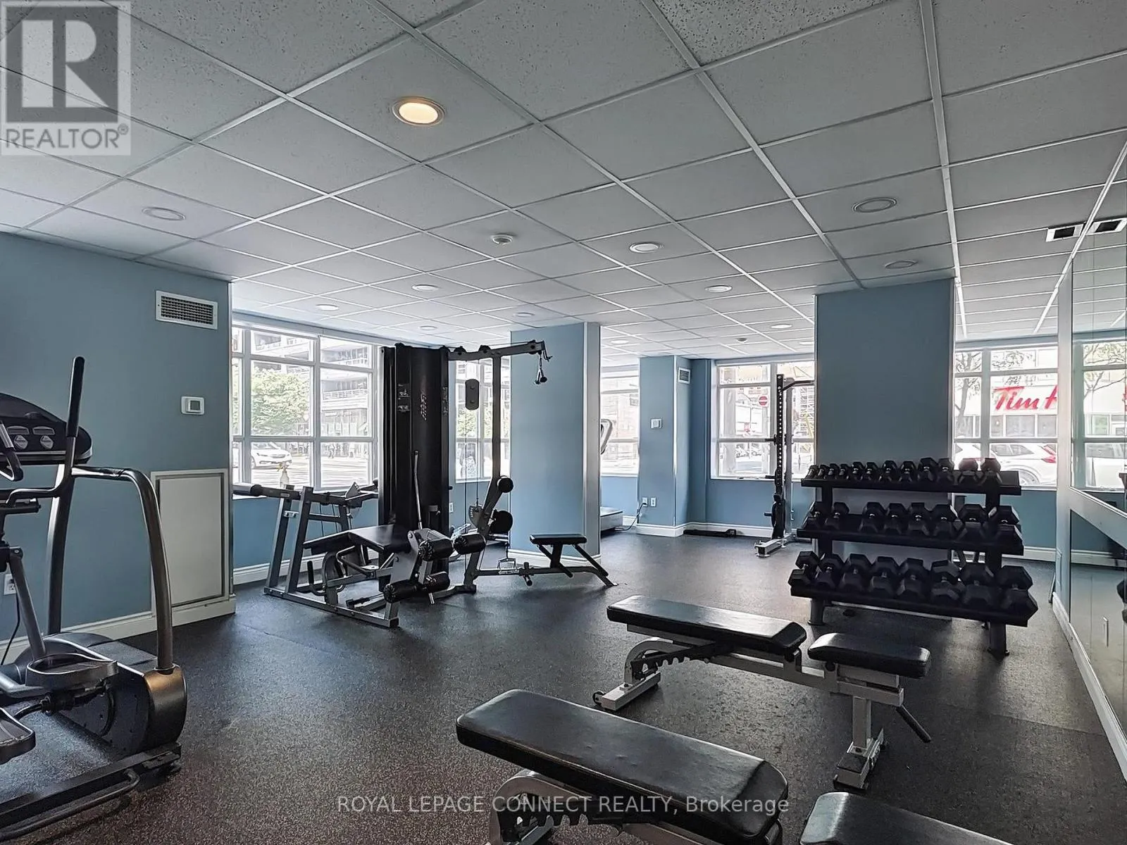 809 - 311 RICHMOND STREET E