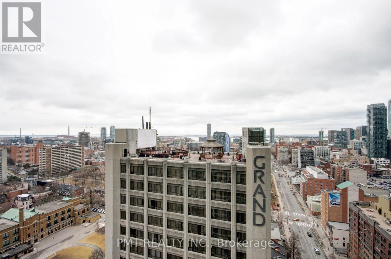 2508 - 181 DUNDAS STREET E