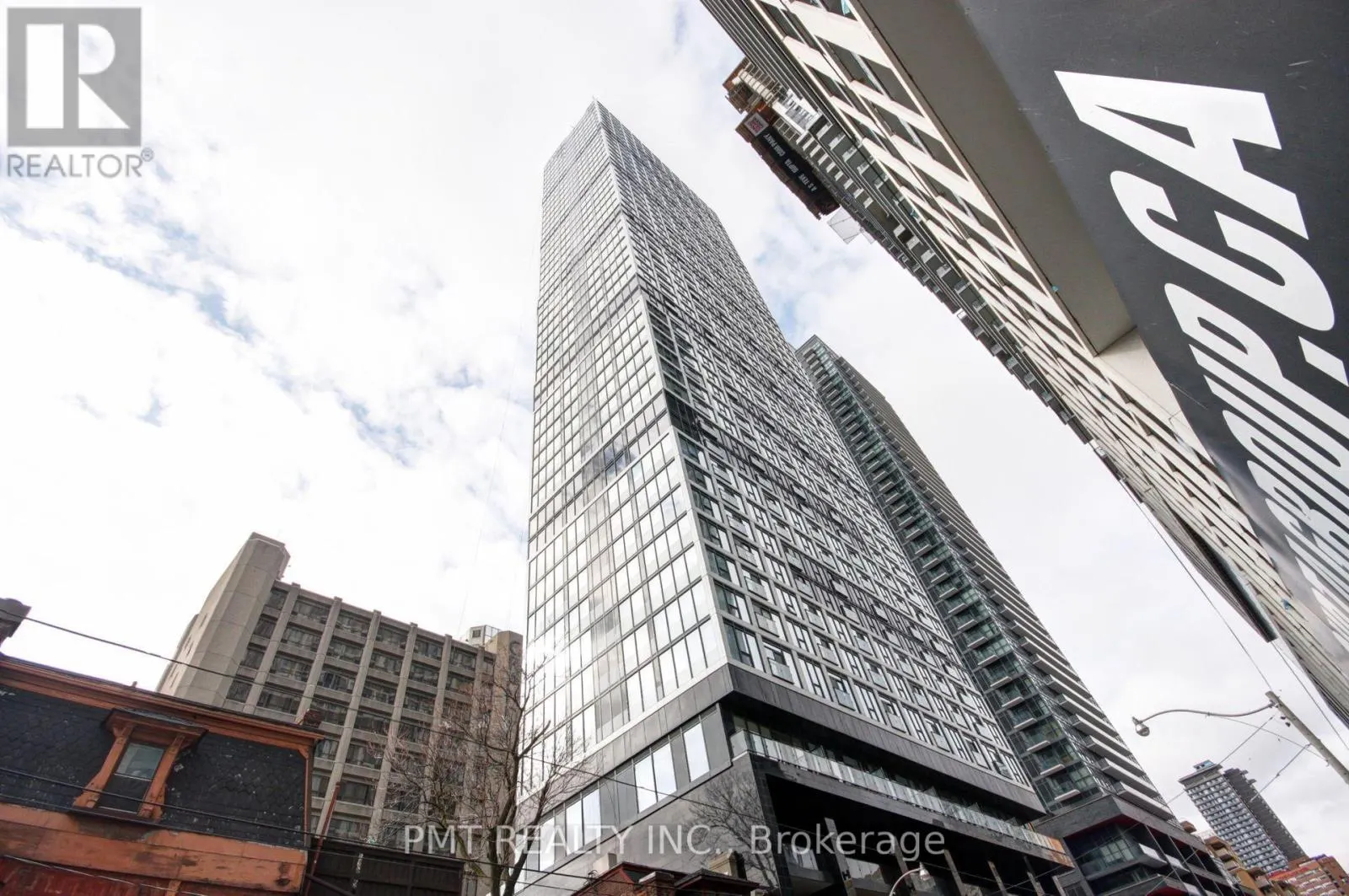 2508 - 181 DUNDAS STREET E