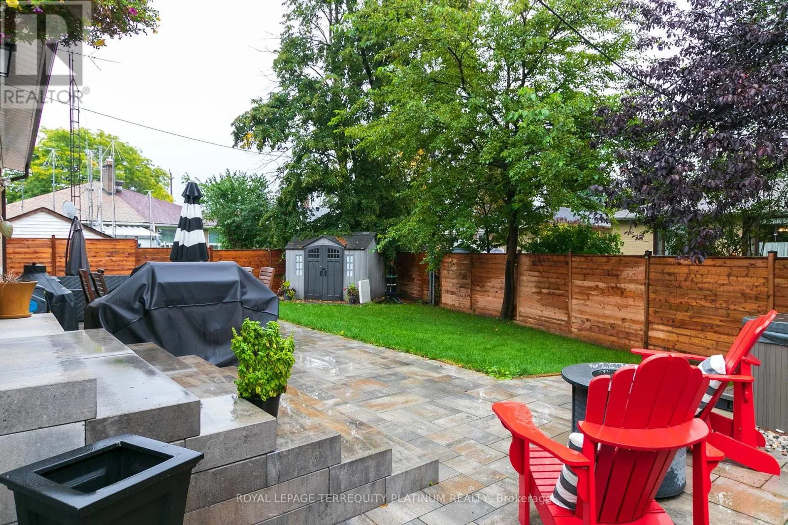 5 VERSEND DRIVE
