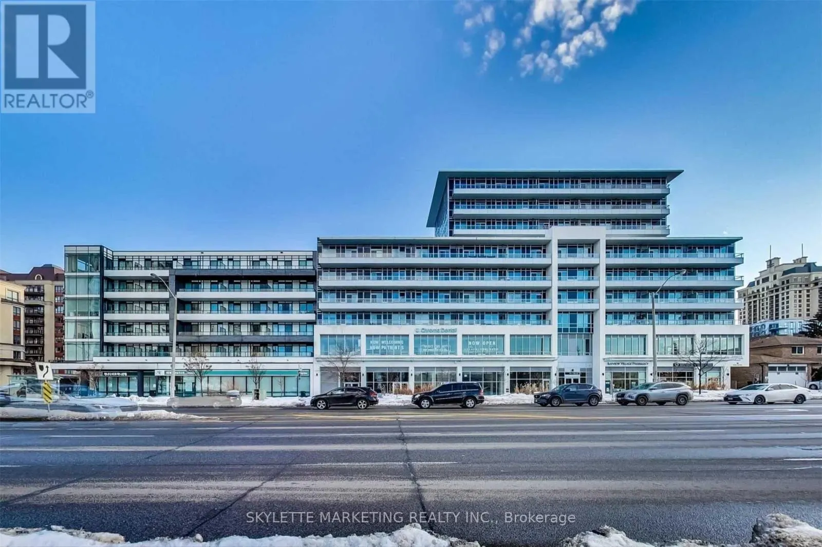 330 - 591 SHEPPARD AVENUE E