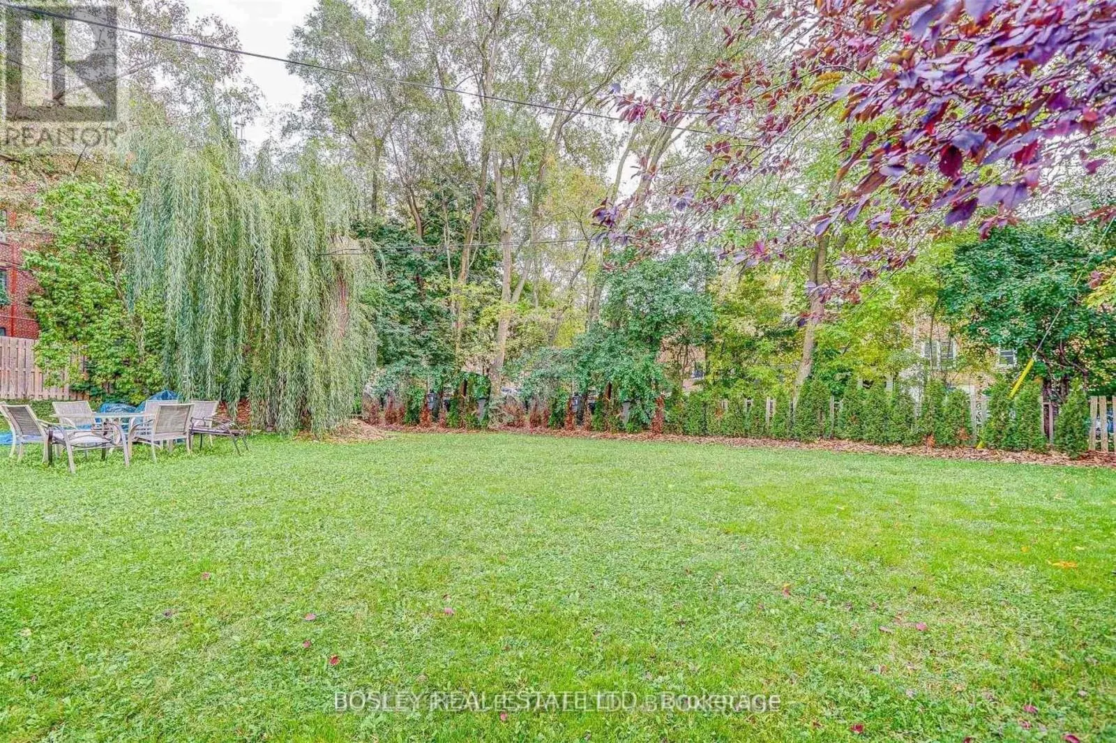 4 - 3 WARWICK AVENUE S