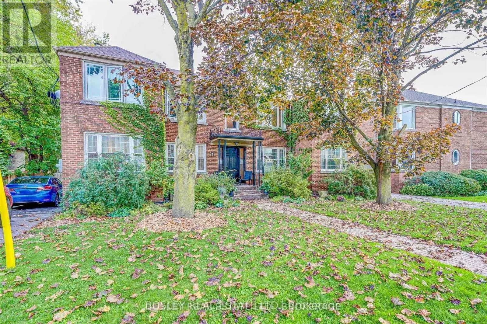 4 - 3 WARWICK AVENUE S