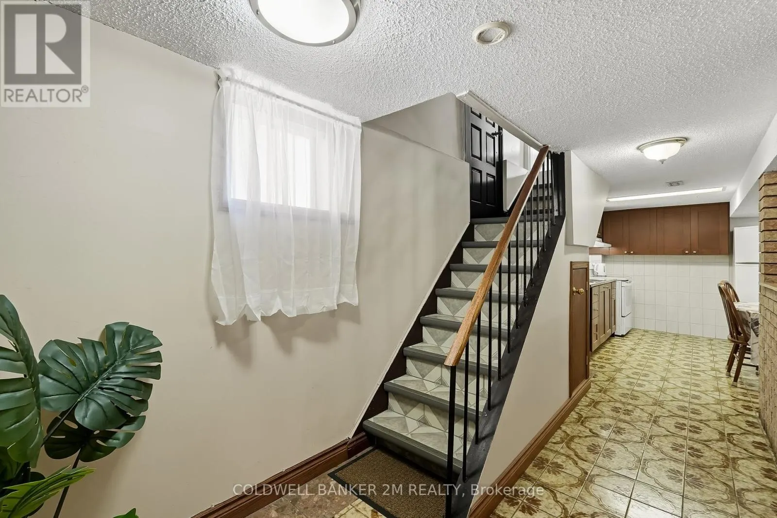 20 COATES AVENUE