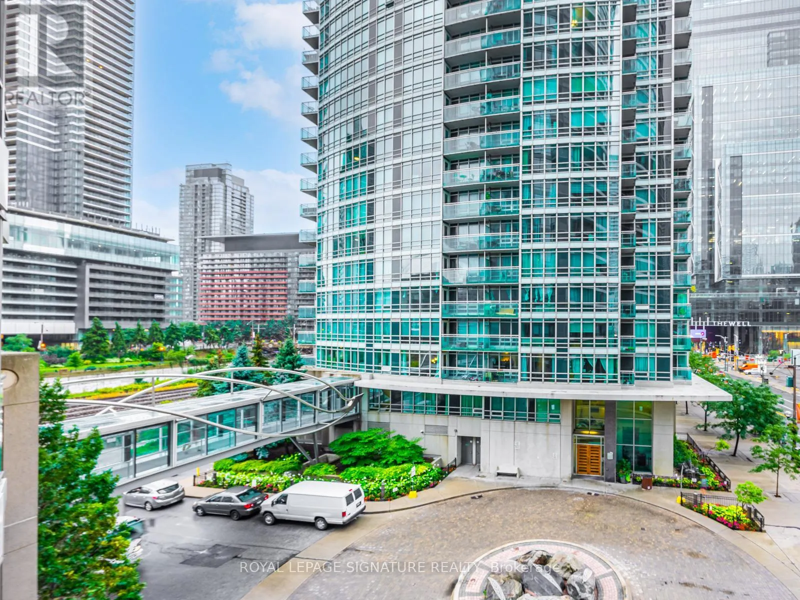 501 - 373 FRONT STREET W