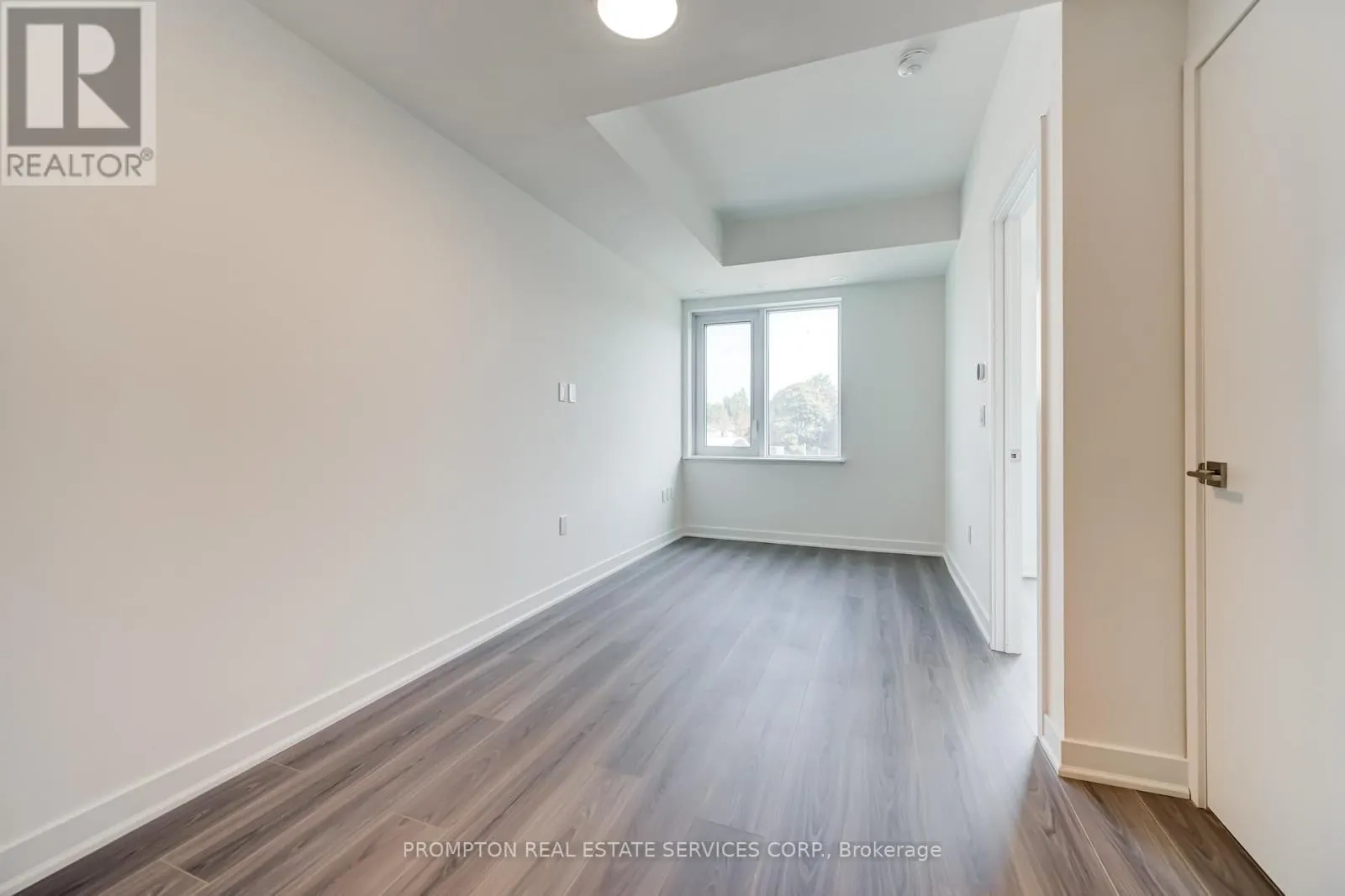 202 - 65 CURLEW DRIVE