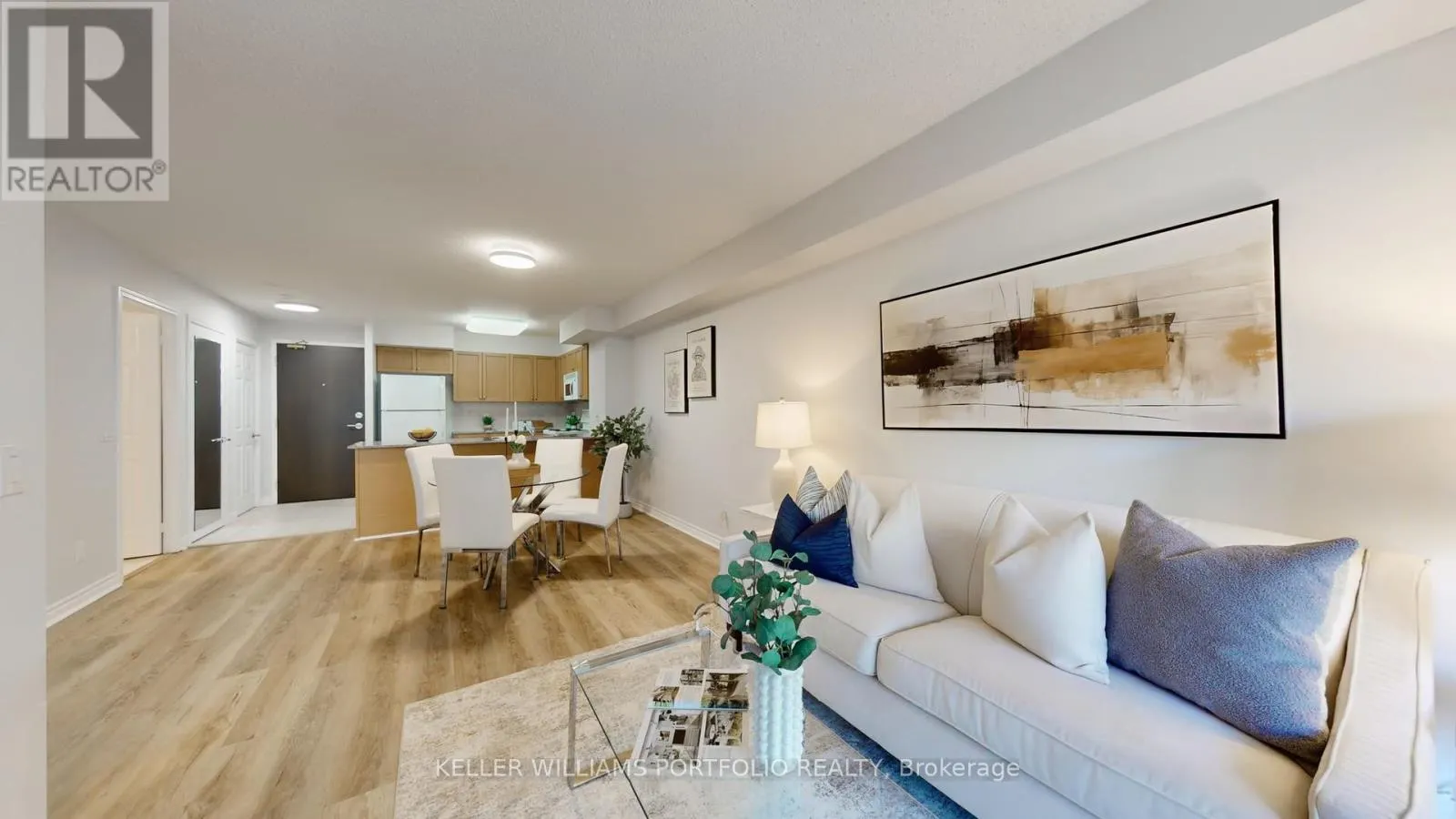206 - 1730 EGLINTON AVENUE E