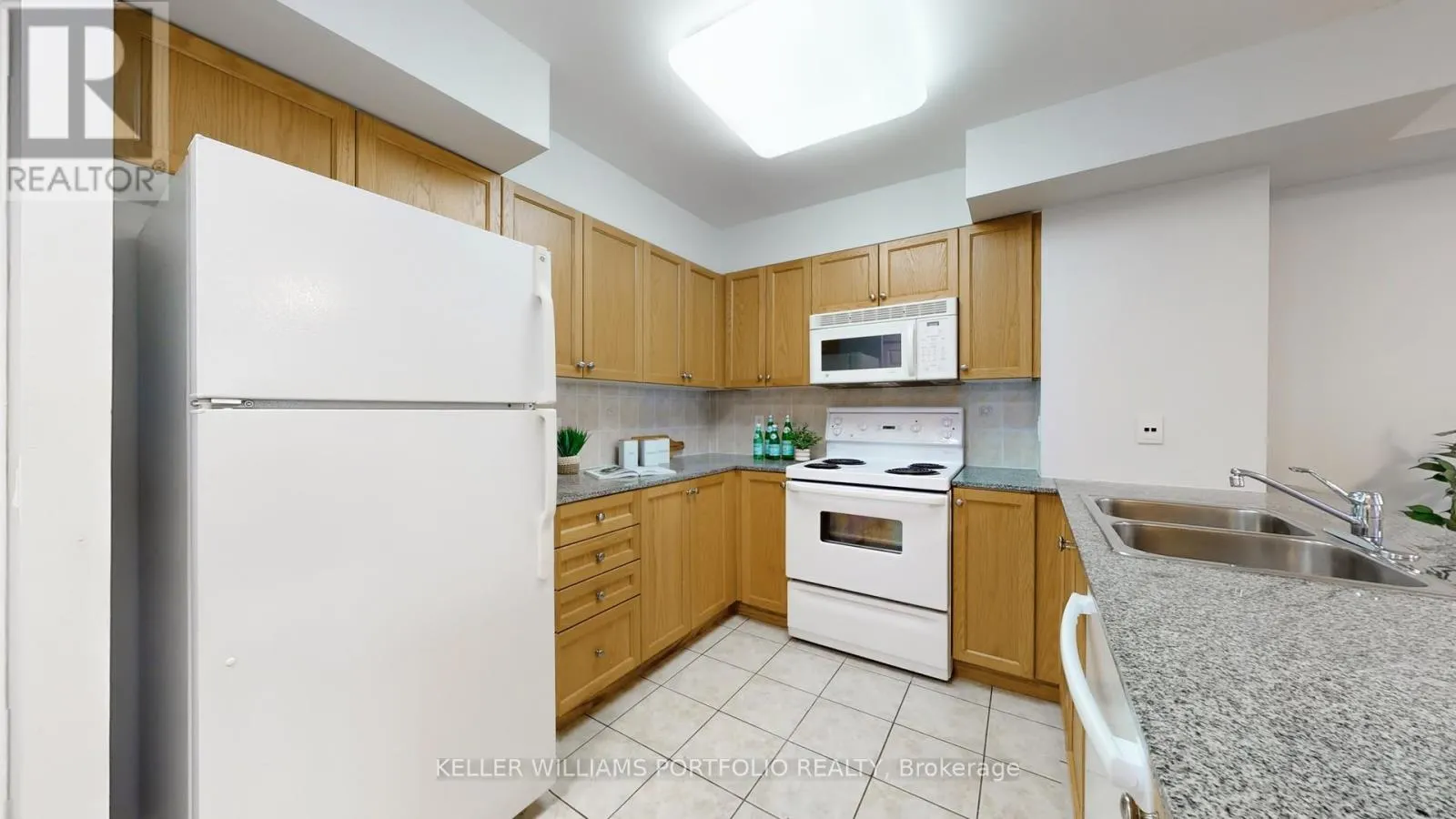 206 - 1730 EGLINTON AVENUE E