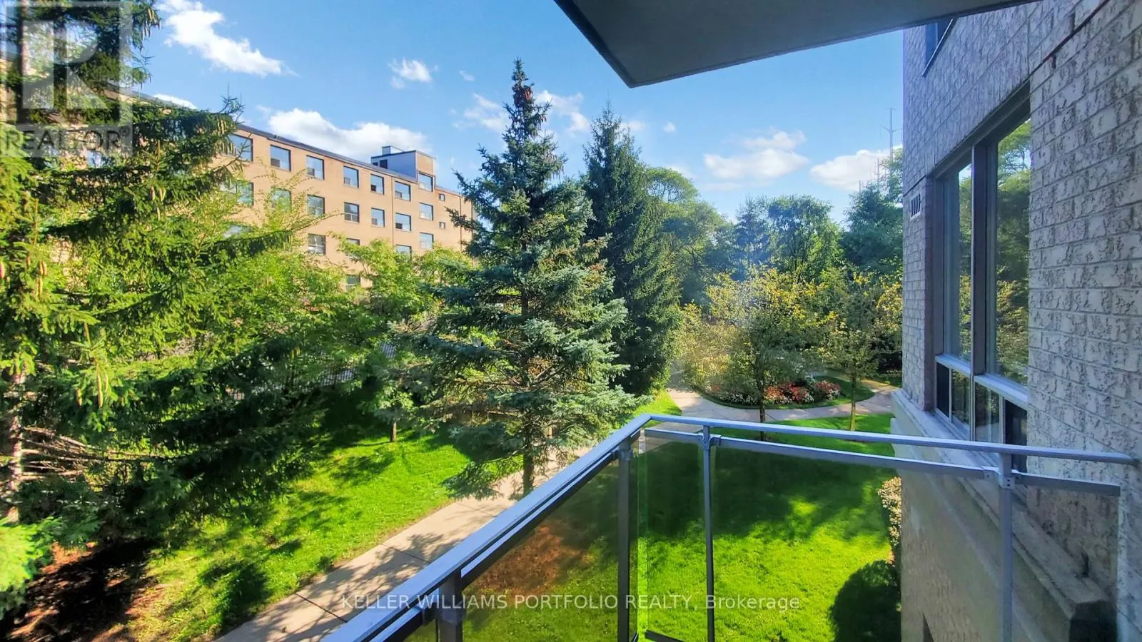 206 - 1730 EGLINTON AVENUE E