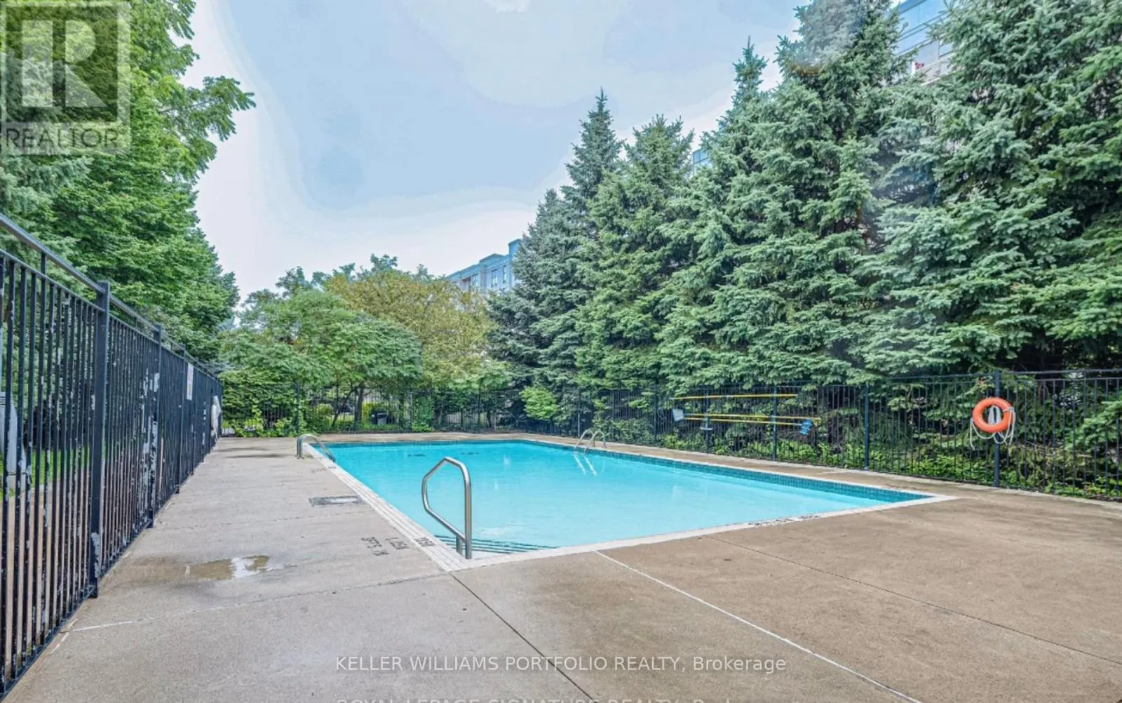 206 - 1730 EGLINTON AVENUE E