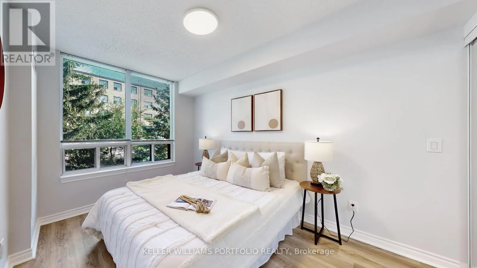 206 - 1730 EGLINTON AVENUE E