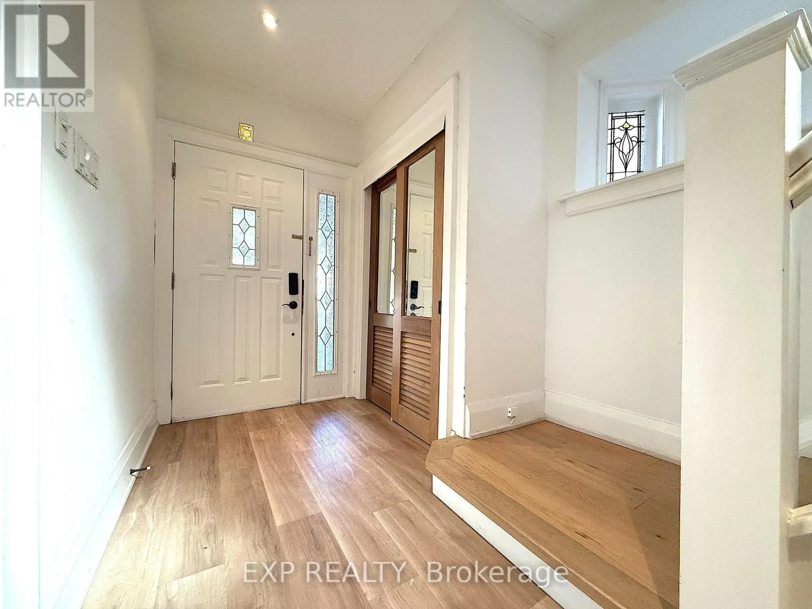 28 MAXWELL AVENUE