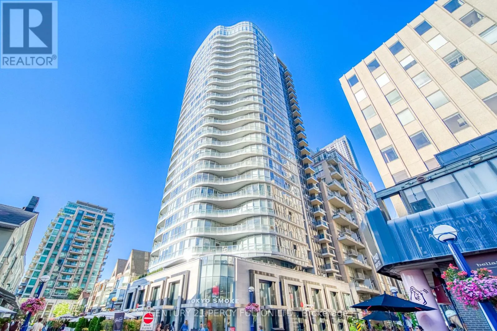 904 - 88 CUMBERLAND STREET