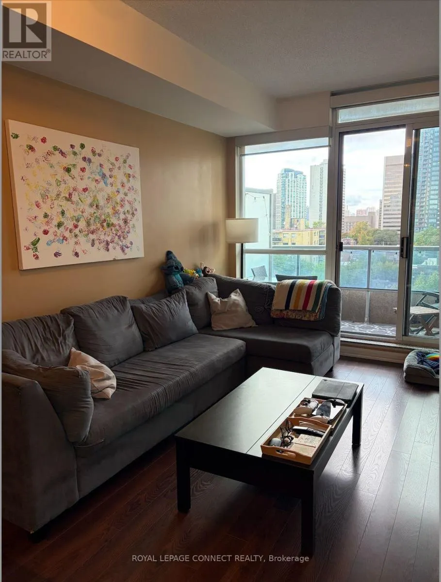 812 - 500 SHERBOURNE STREET