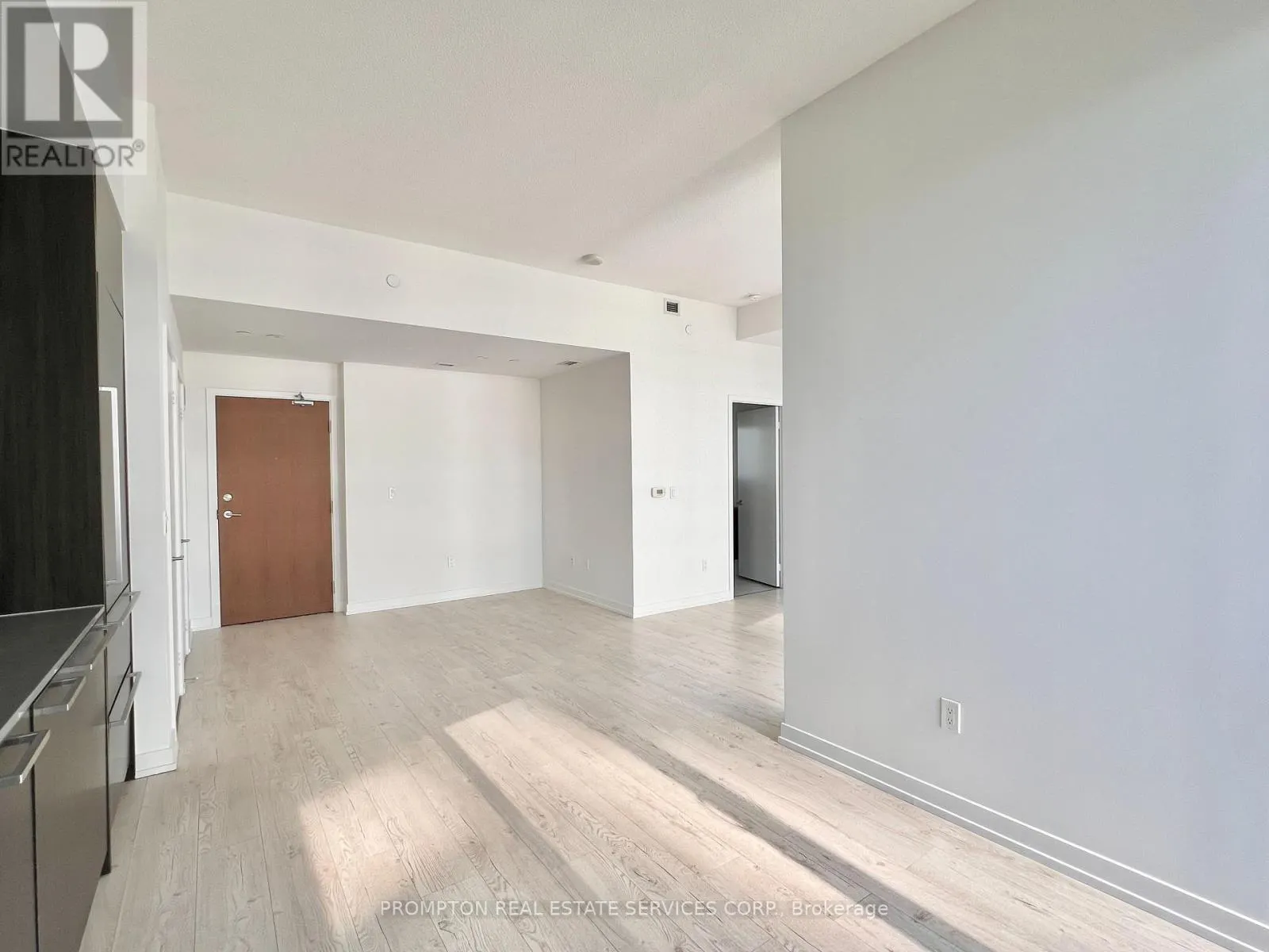 907 - 117 MCMAHON DRIVE