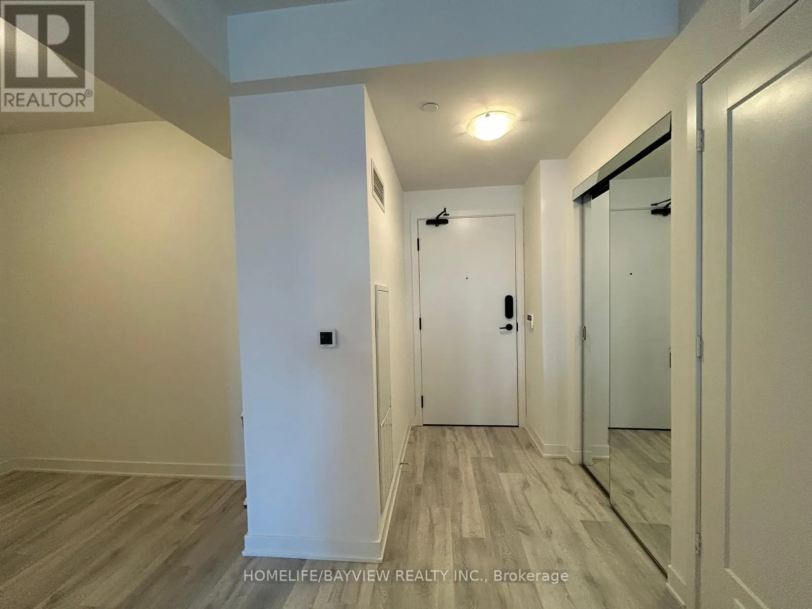 868 - 135 LOWER SHERBOURNE STREET W