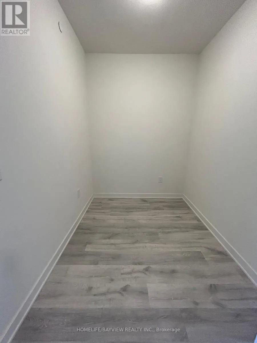 868 - 135 LOWER SHERBOURNE STREET W