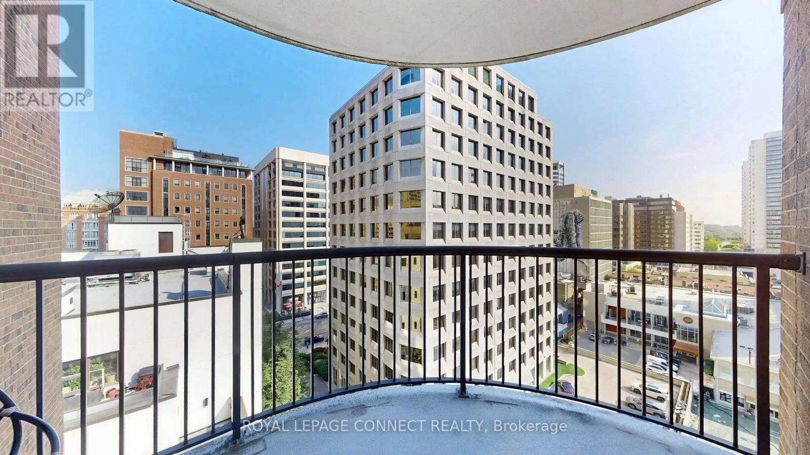 1002 - 47 ST CLAIR AVENUE W