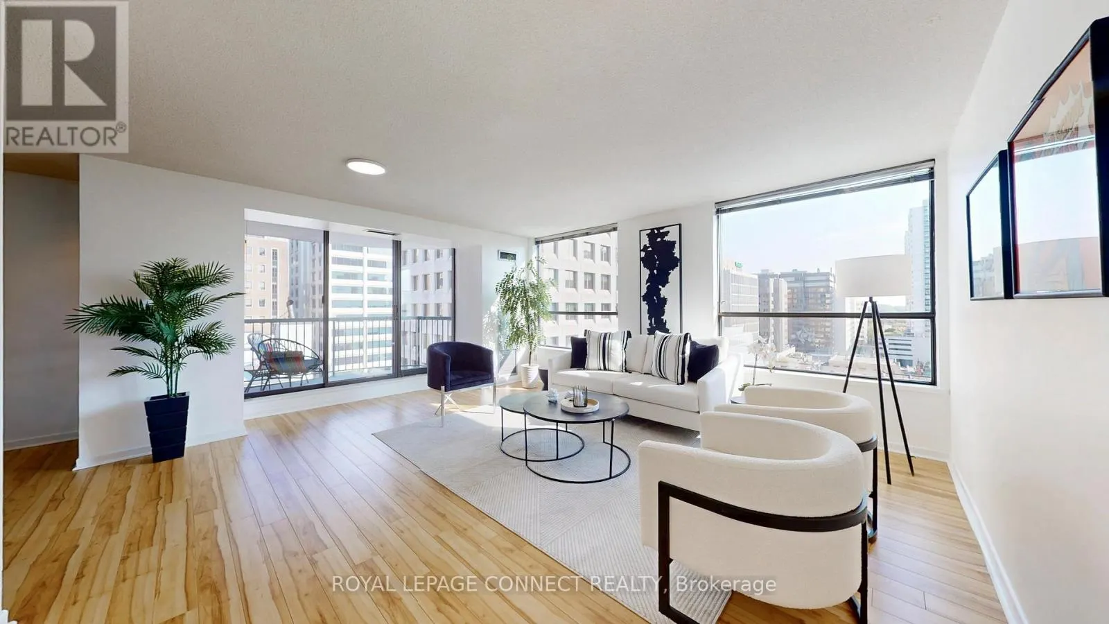 1002 - 47 ST CLAIR AVENUE W