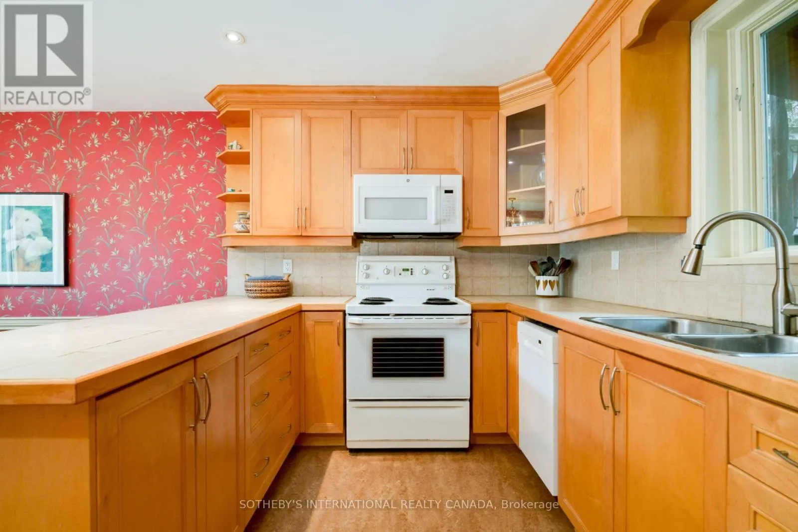 239 EMPRESS AVENUE