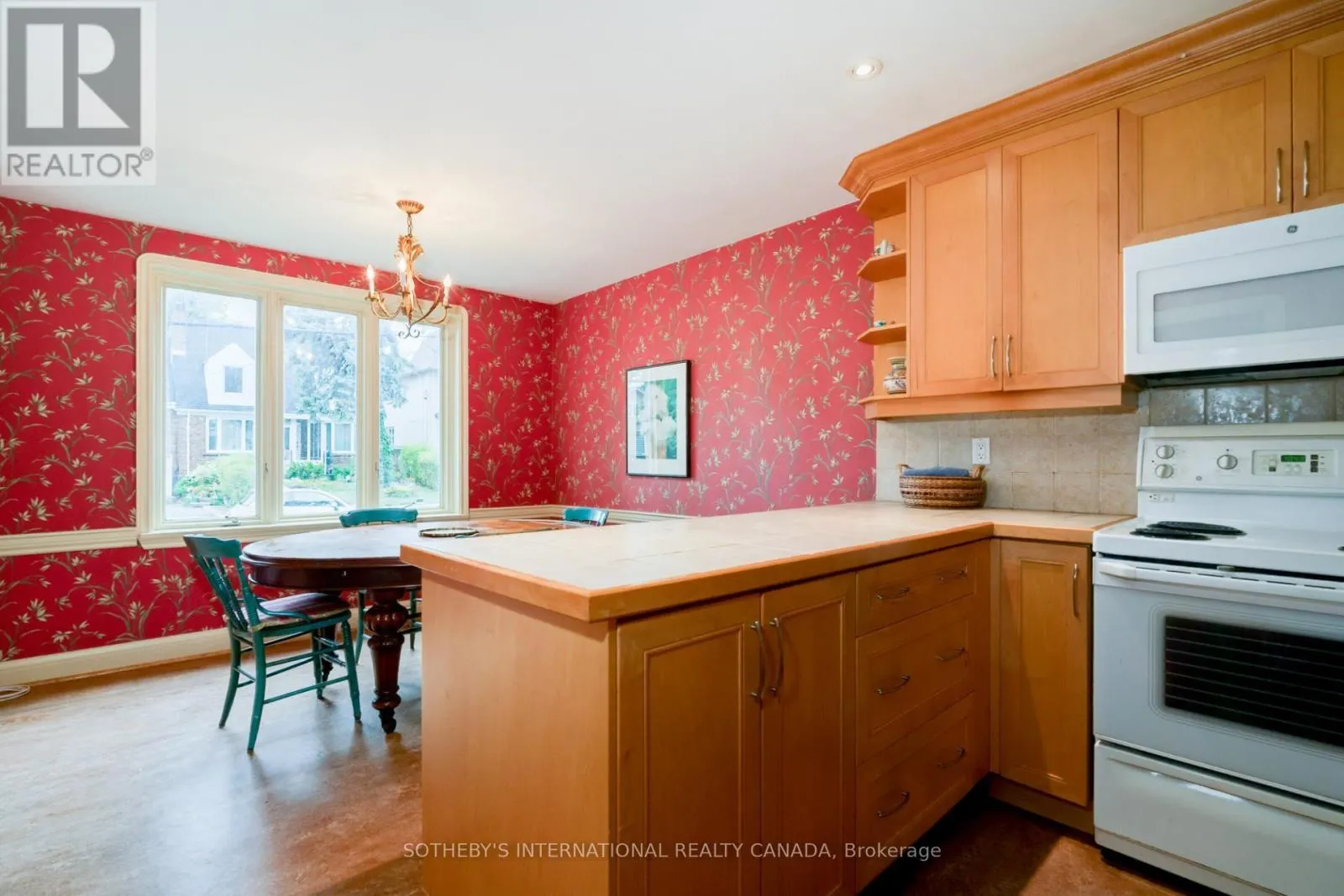 239 EMPRESS AVENUE