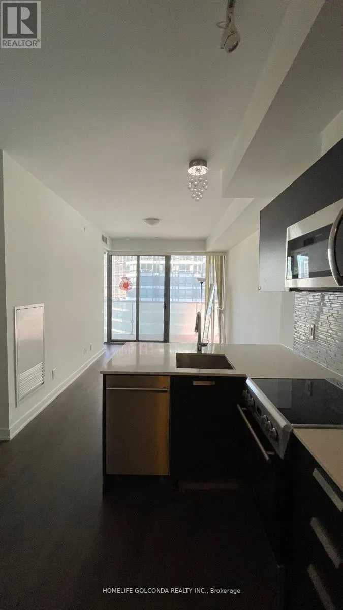 1701 - 57 ST JOSEPH STREET