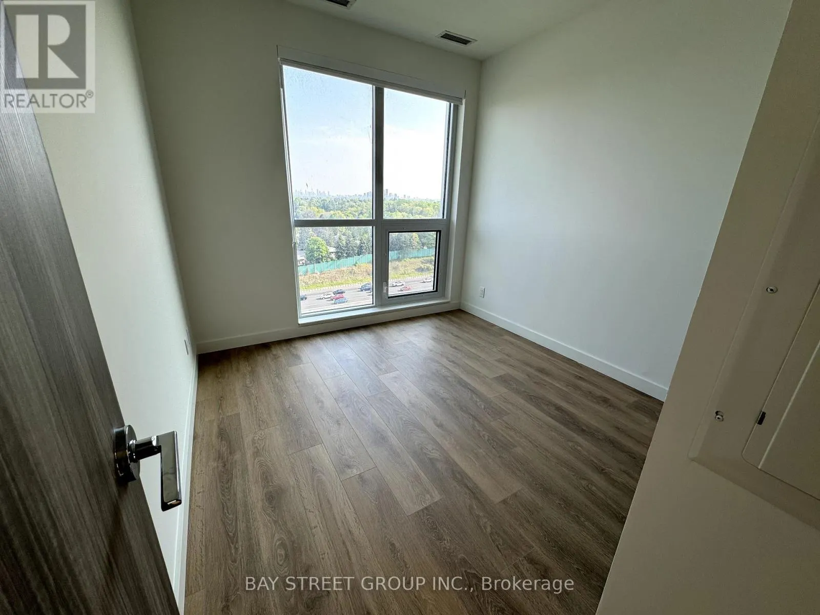 1506 - 25 MCMAHON DRIVE