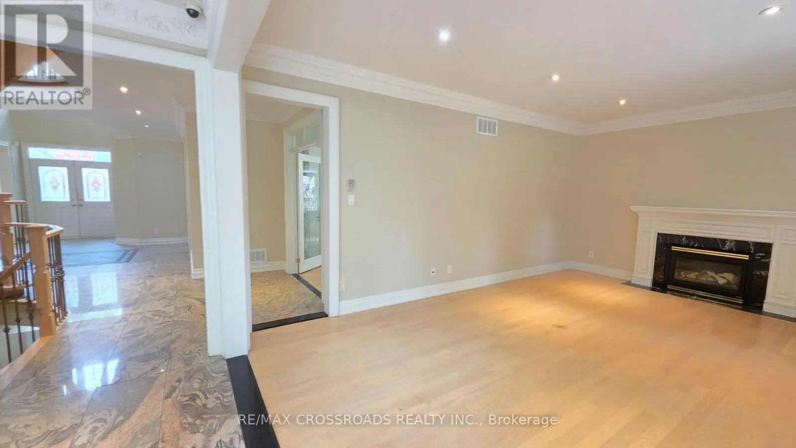 21 BOWAN COURT