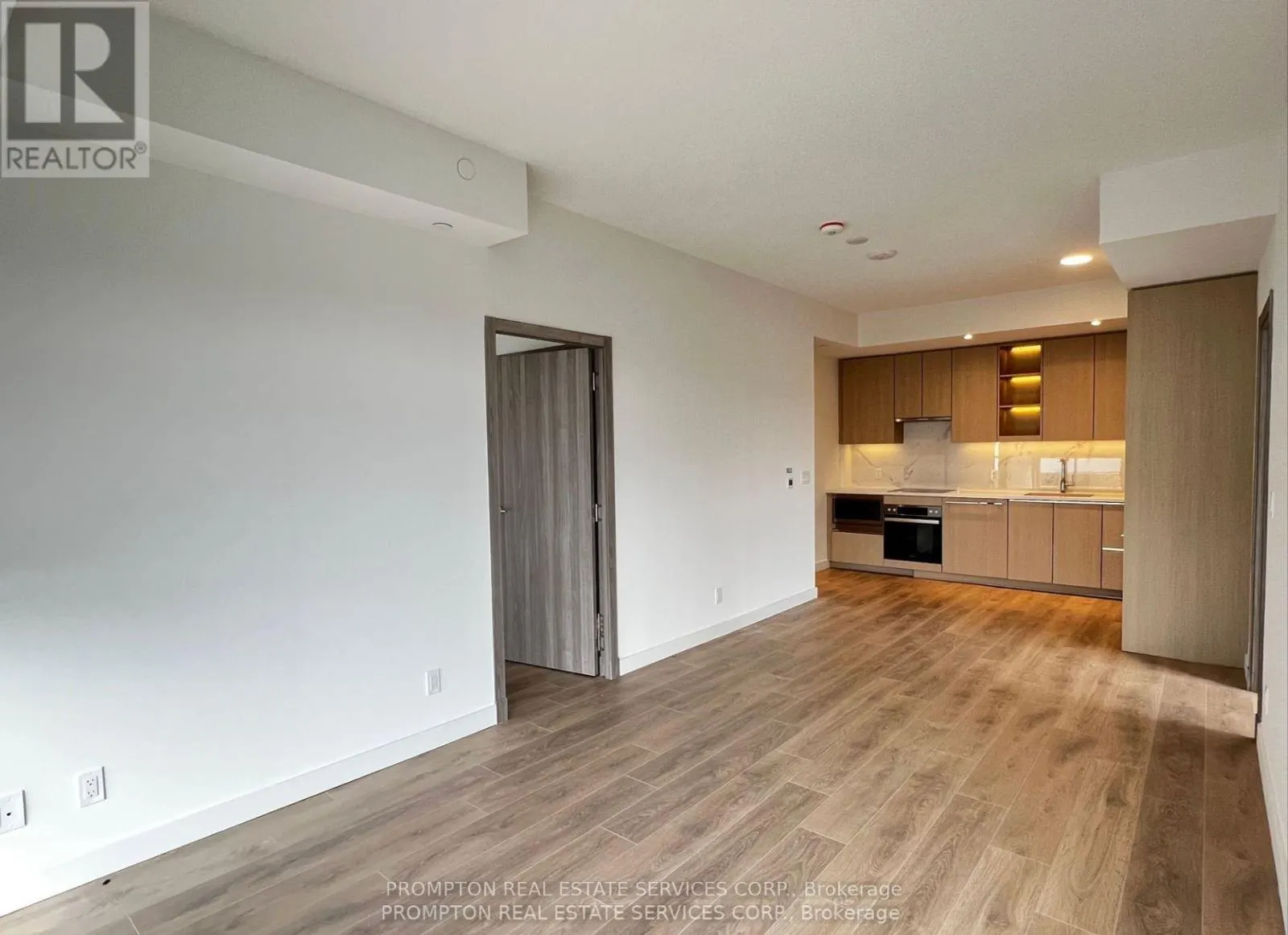 503 - 27 MCMAHON DRIVE