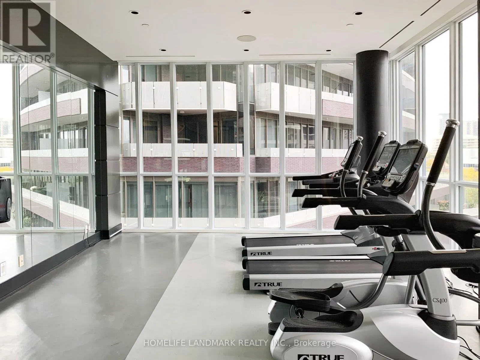 #1305 - 32 DAVENPORT ROAD