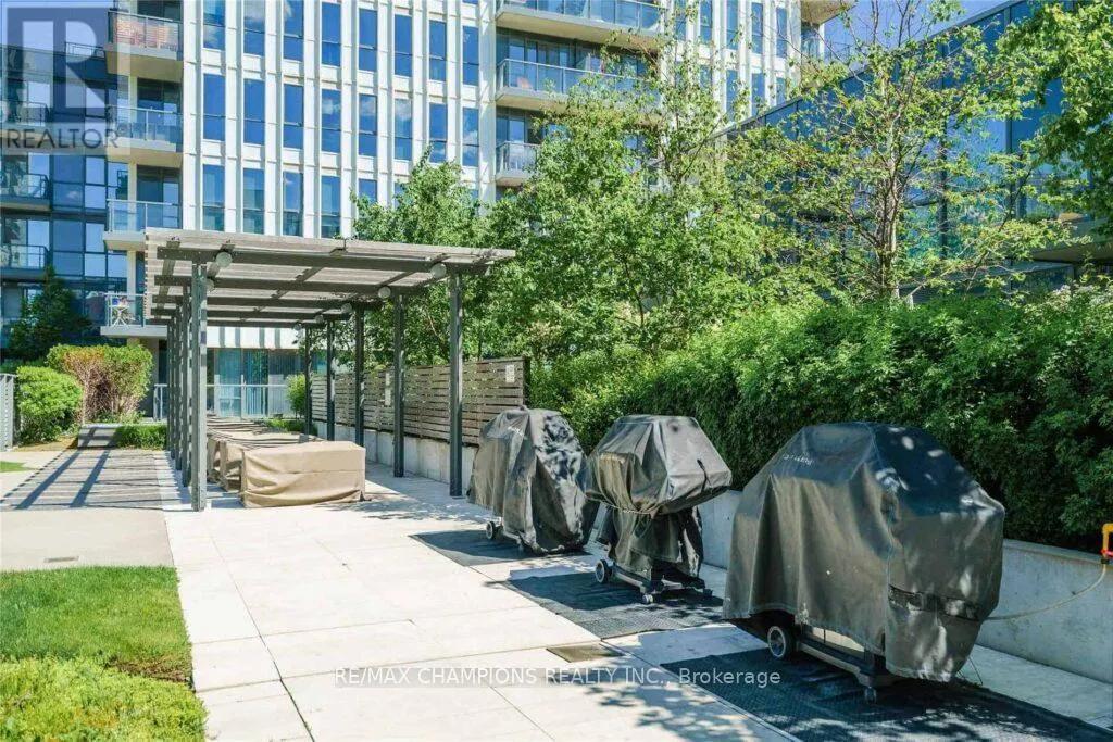 1707 - 55 REGENT PARK BOULEVARD