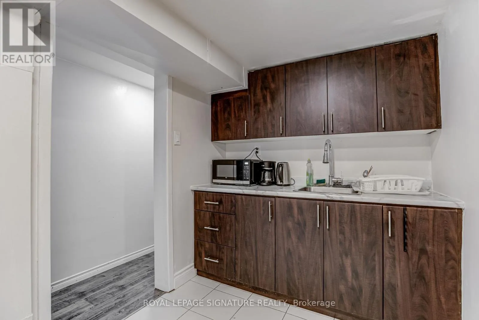 65 BEDLE AVENUE