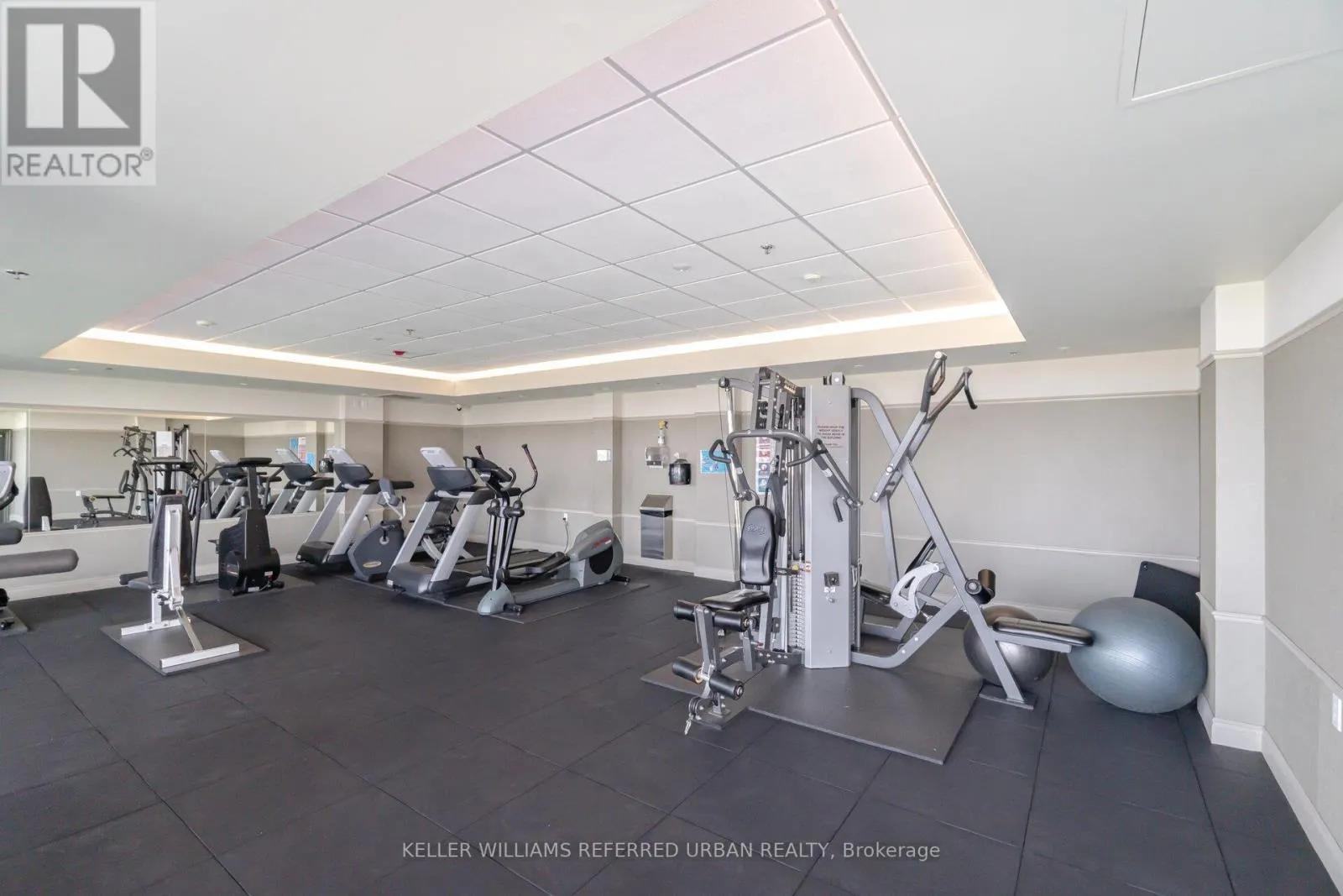 803 - 1030 SHEPPARD AVENUE W
