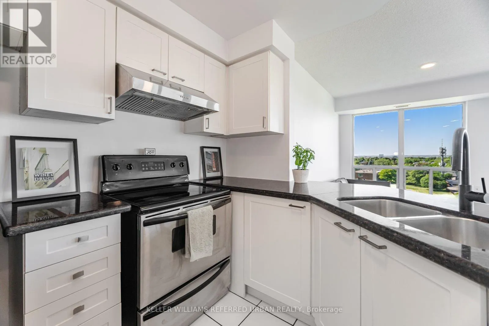 803 - 1030 SHEPPARD AVENUE W