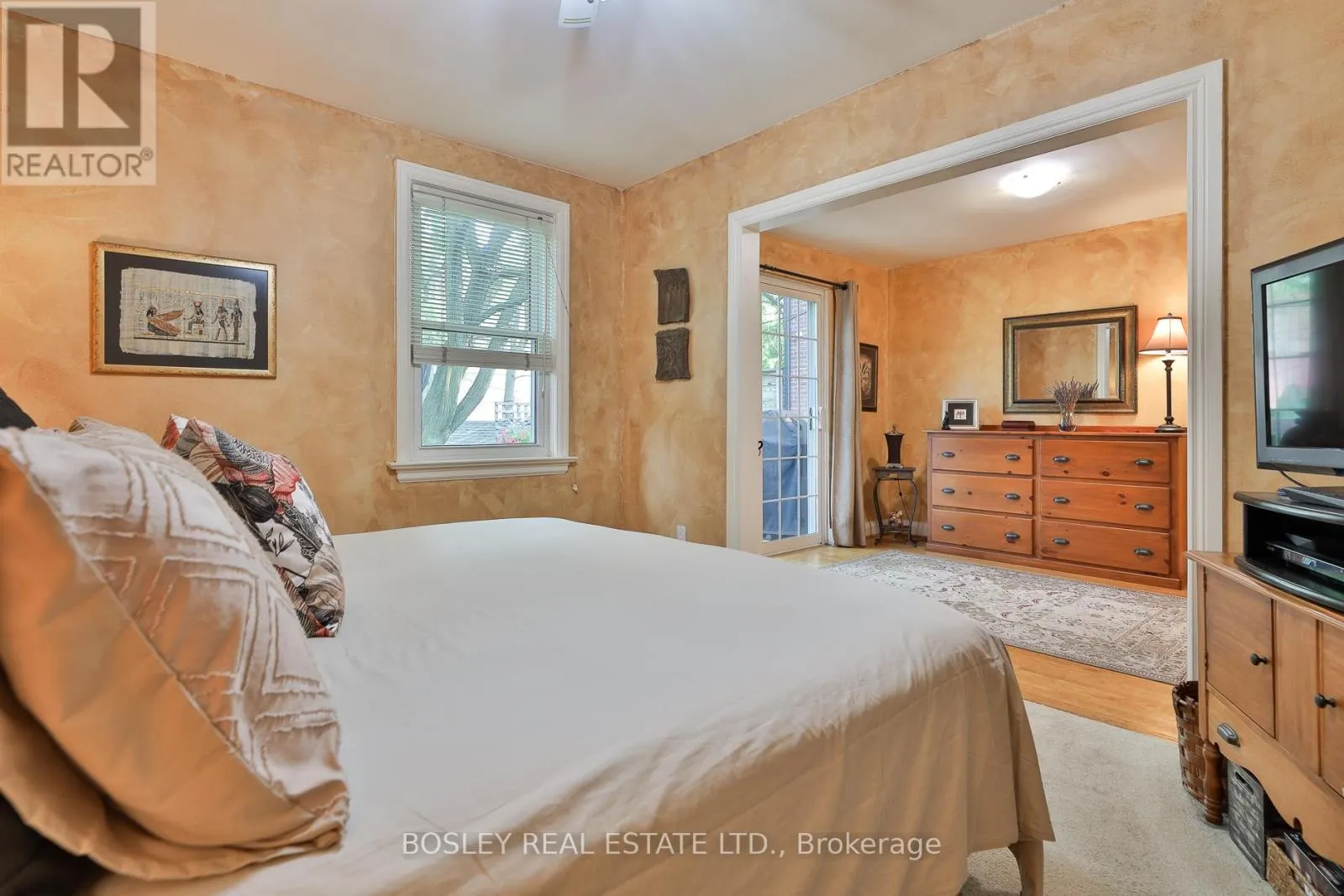 333 SUTHERLAND DRIVE