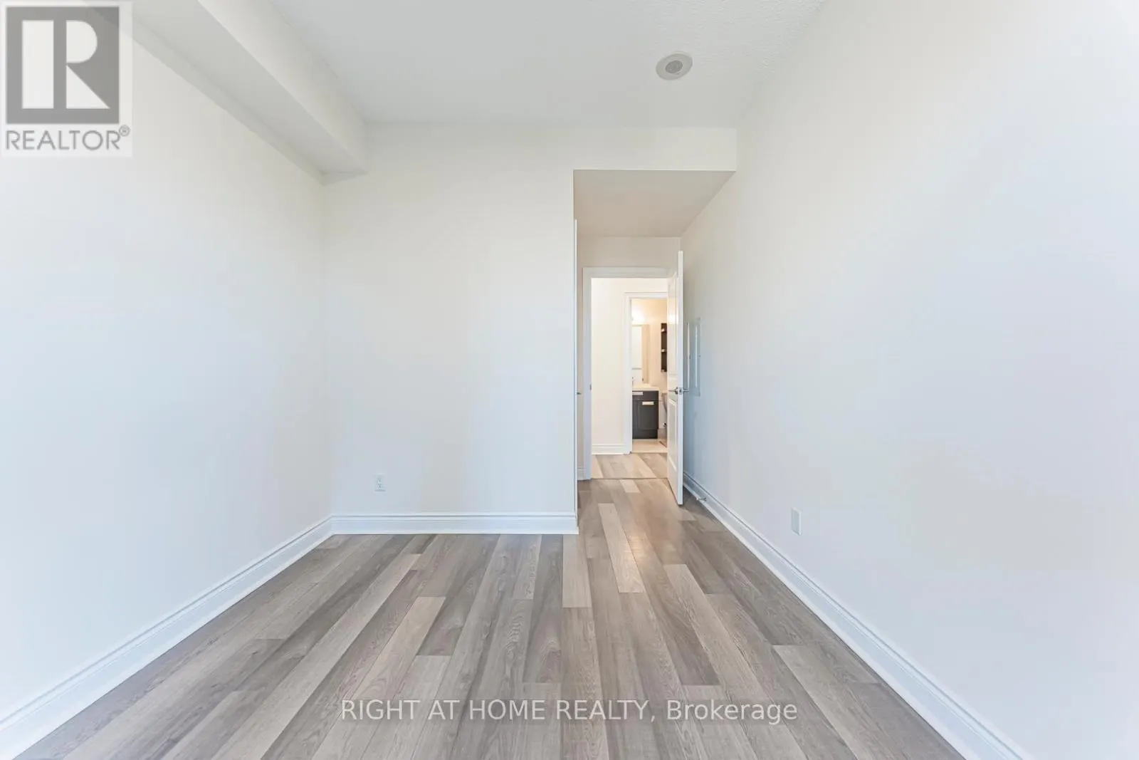 2104 - 28 TED ROGERS WAY