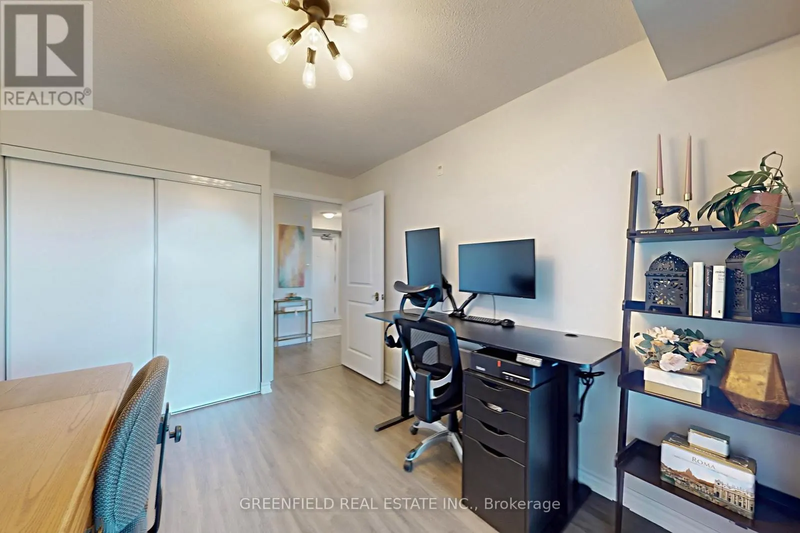 311 - 920 SHEPPARD AVENUE W