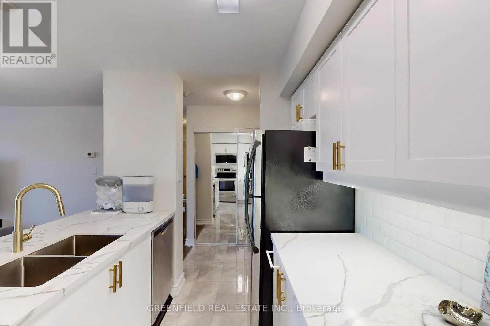 311 - 920 SHEPPARD AVENUE W