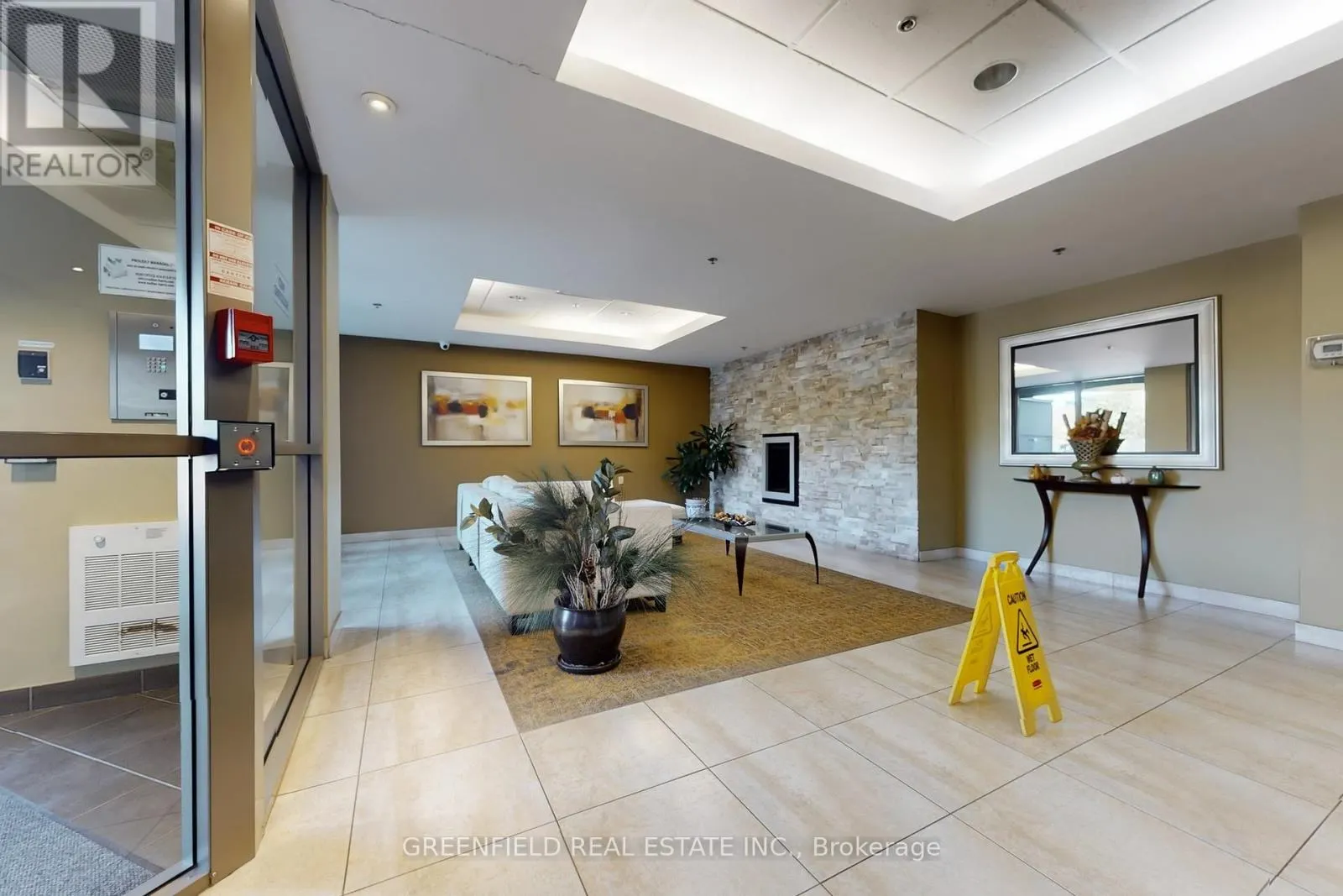 311 - 920 SHEPPARD AVENUE W