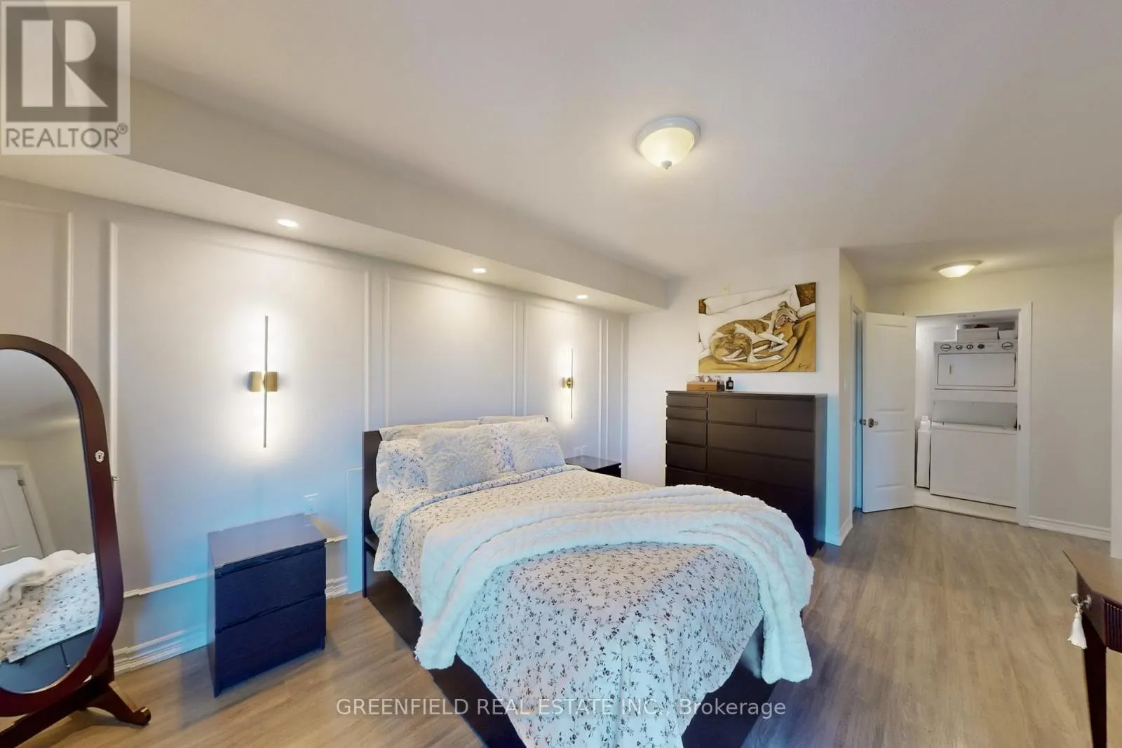 311 - 920 SHEPPARD AVENUE W